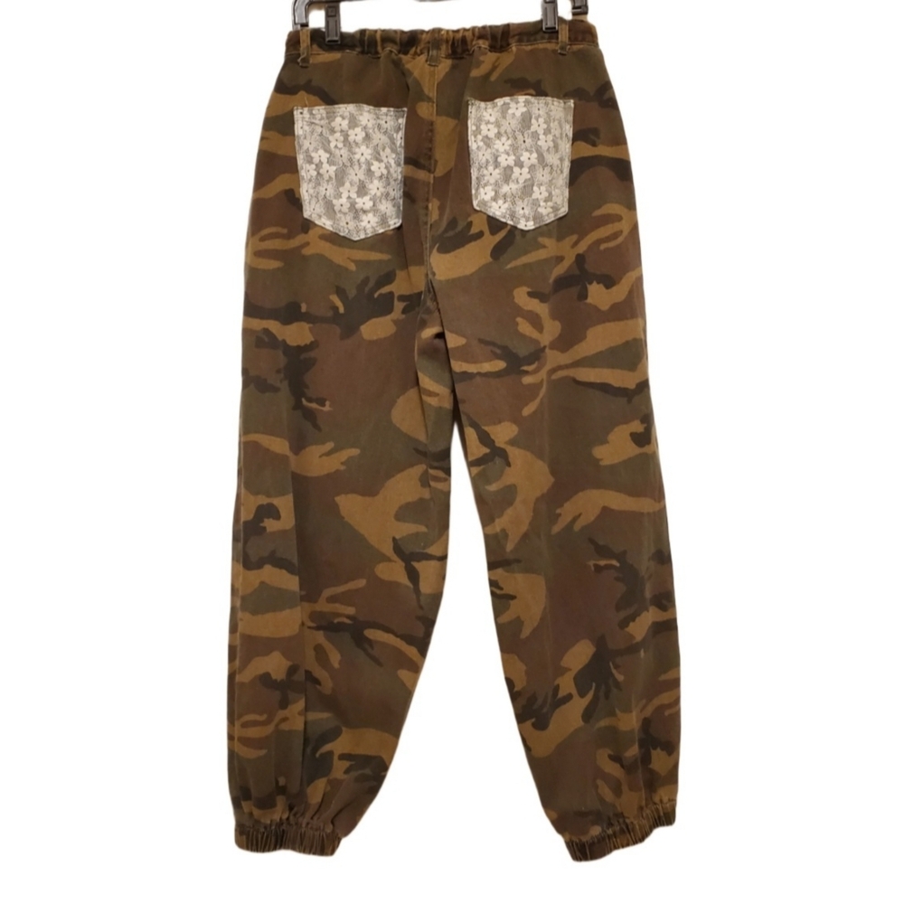Pol Camo Lace Love Joggers Twill Patchwork Size Medium - Picture 4 of 16